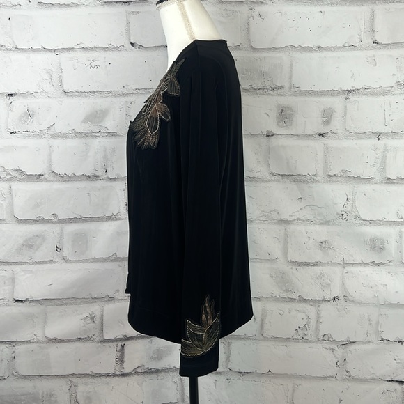 Chico’s Travelers Floral Embroidered Black Blazer - Picture 6 of 10